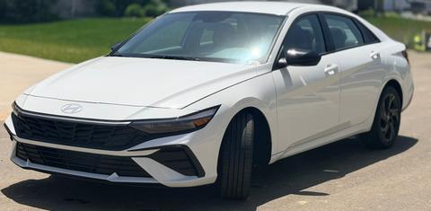 Hyundai Elantra 2026