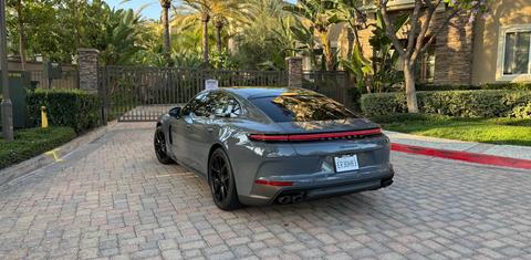 Porsche Panamera 2025