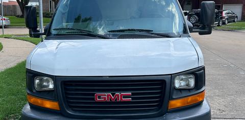 GMC Savana 2012