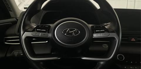Hyundai Elantra 2021