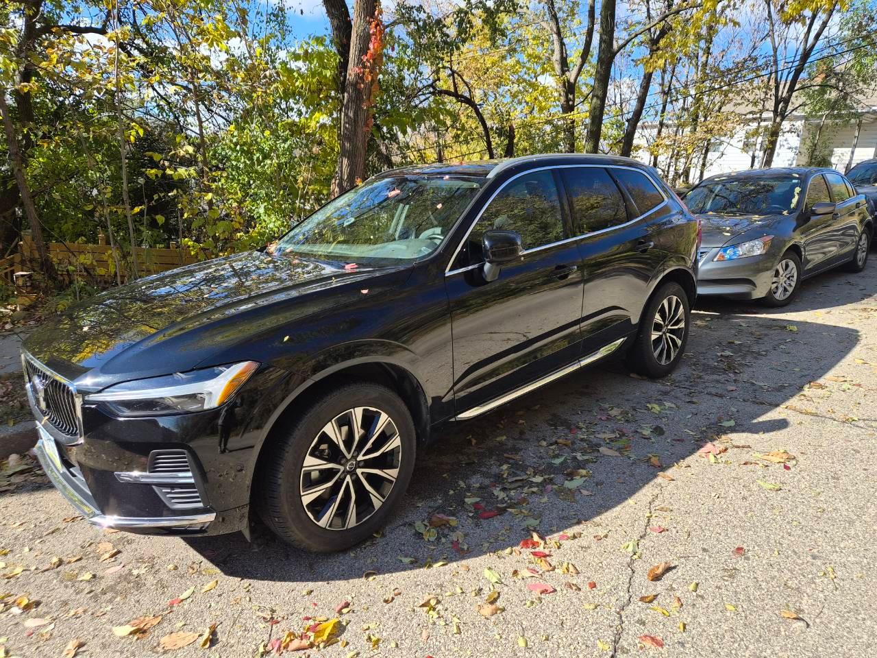 Volvo XC60 2023 in Dubuque, IA