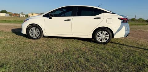 Nissan Versa 2023