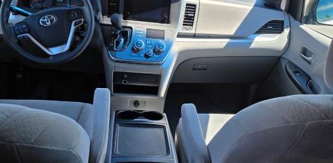 Toyota Sienna 2017