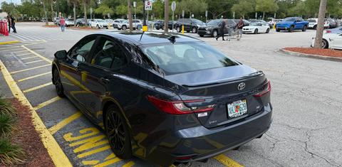 Toyota Camry Hybrid 2026