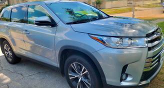 Toyota Highlander 2019 — Truck rental alternative in Houston, TX
