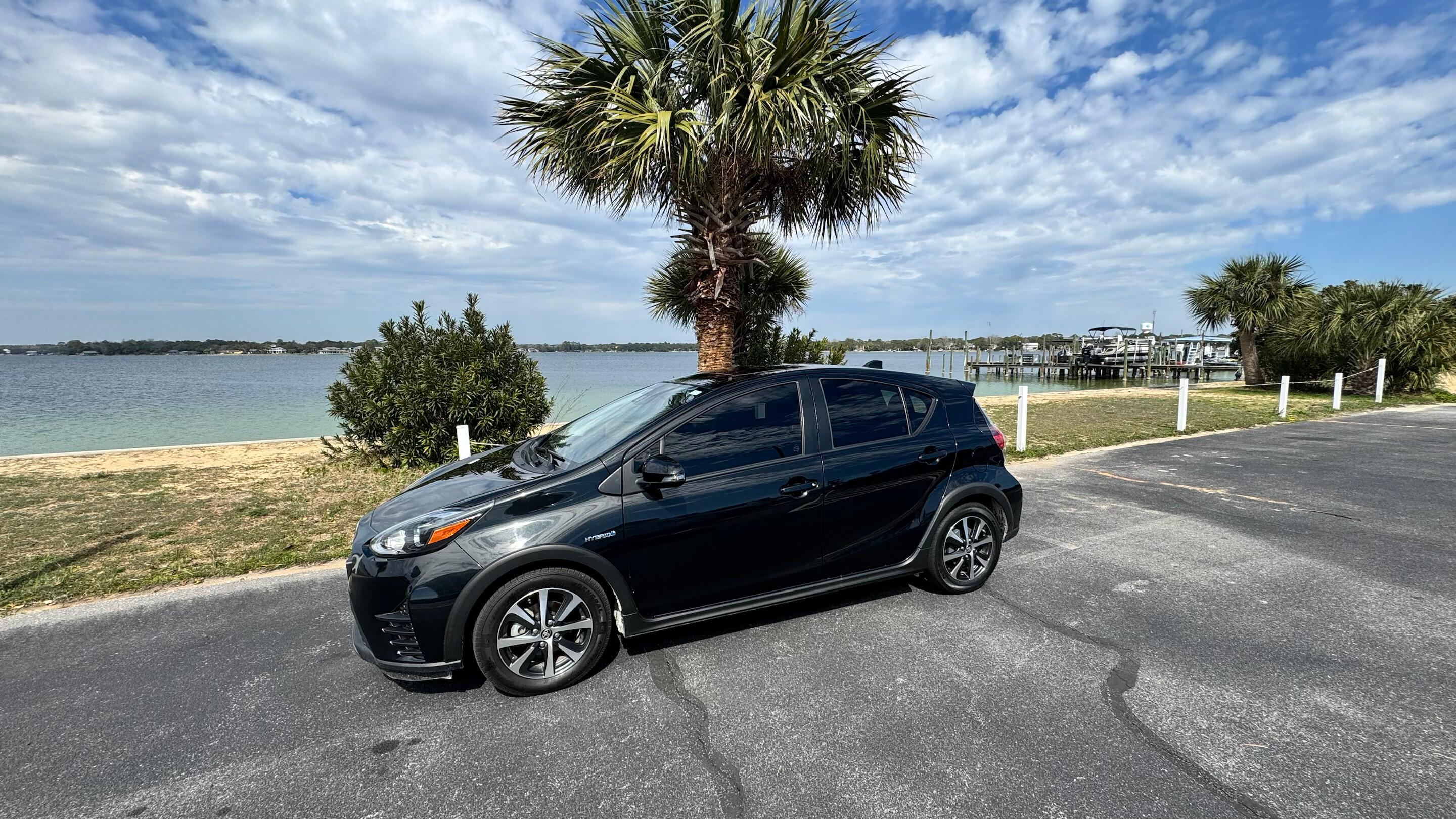Toyota Prius c 2018 in Shalimar, FL