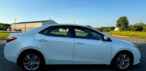 Toyota Corolla 2015