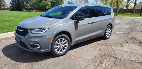 Chrysler Pacifica 2025