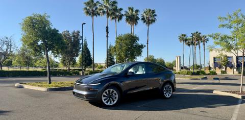 Tesla Model Y 2026