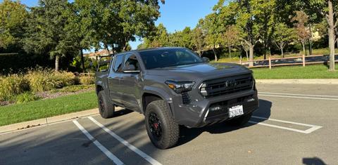 Toyota Tacoma 2024