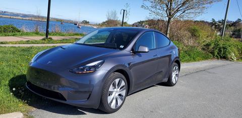 Tesla Model Y 2023