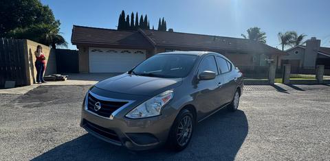 Nissan Versa 2015