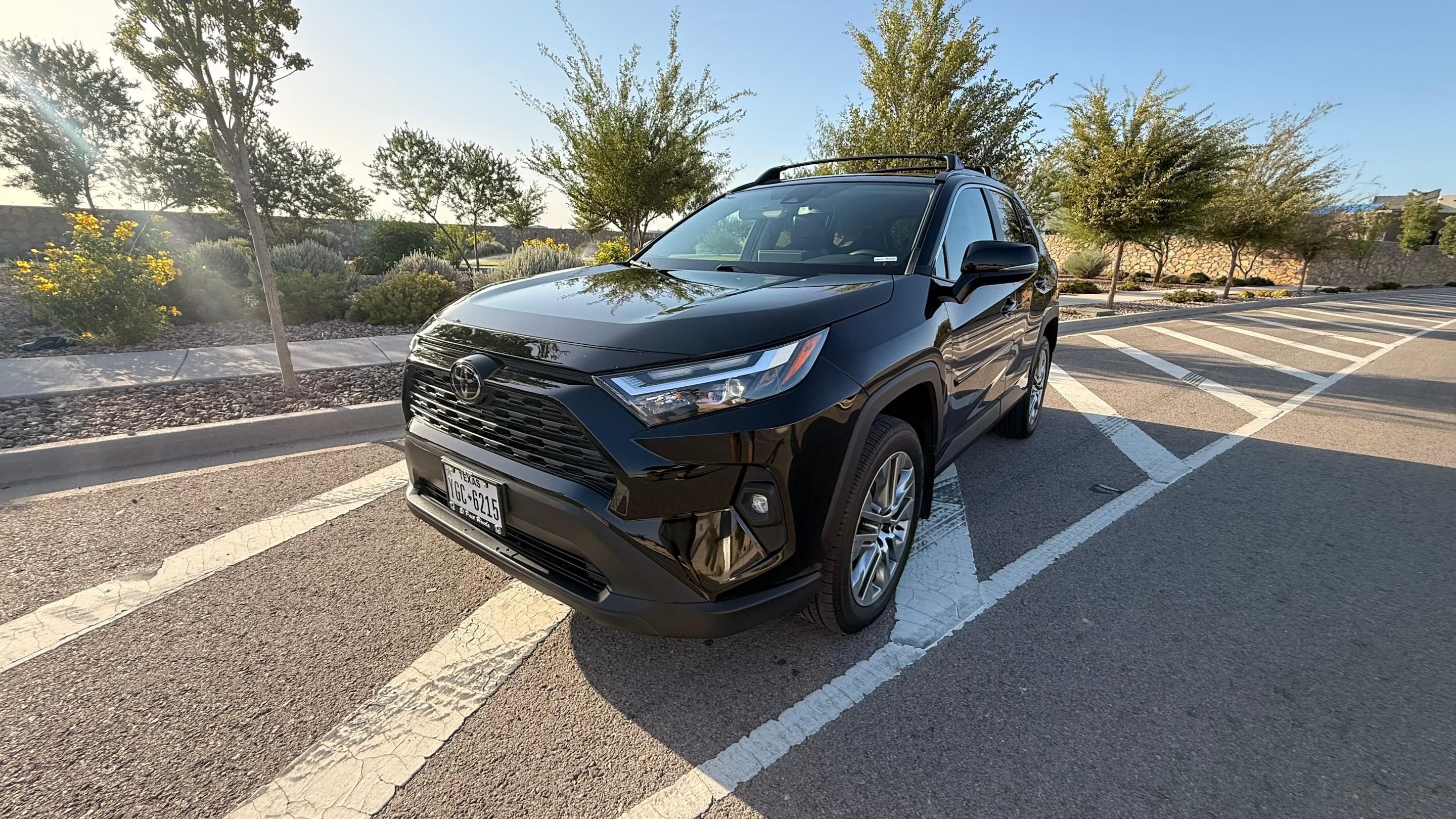 Toyota RAV4 2023 in El Paso, TX
