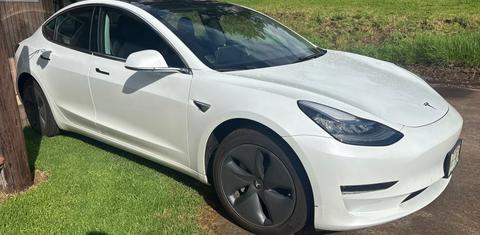 Tesla Model 3 2018