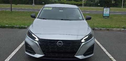 Nissan Altima 2024