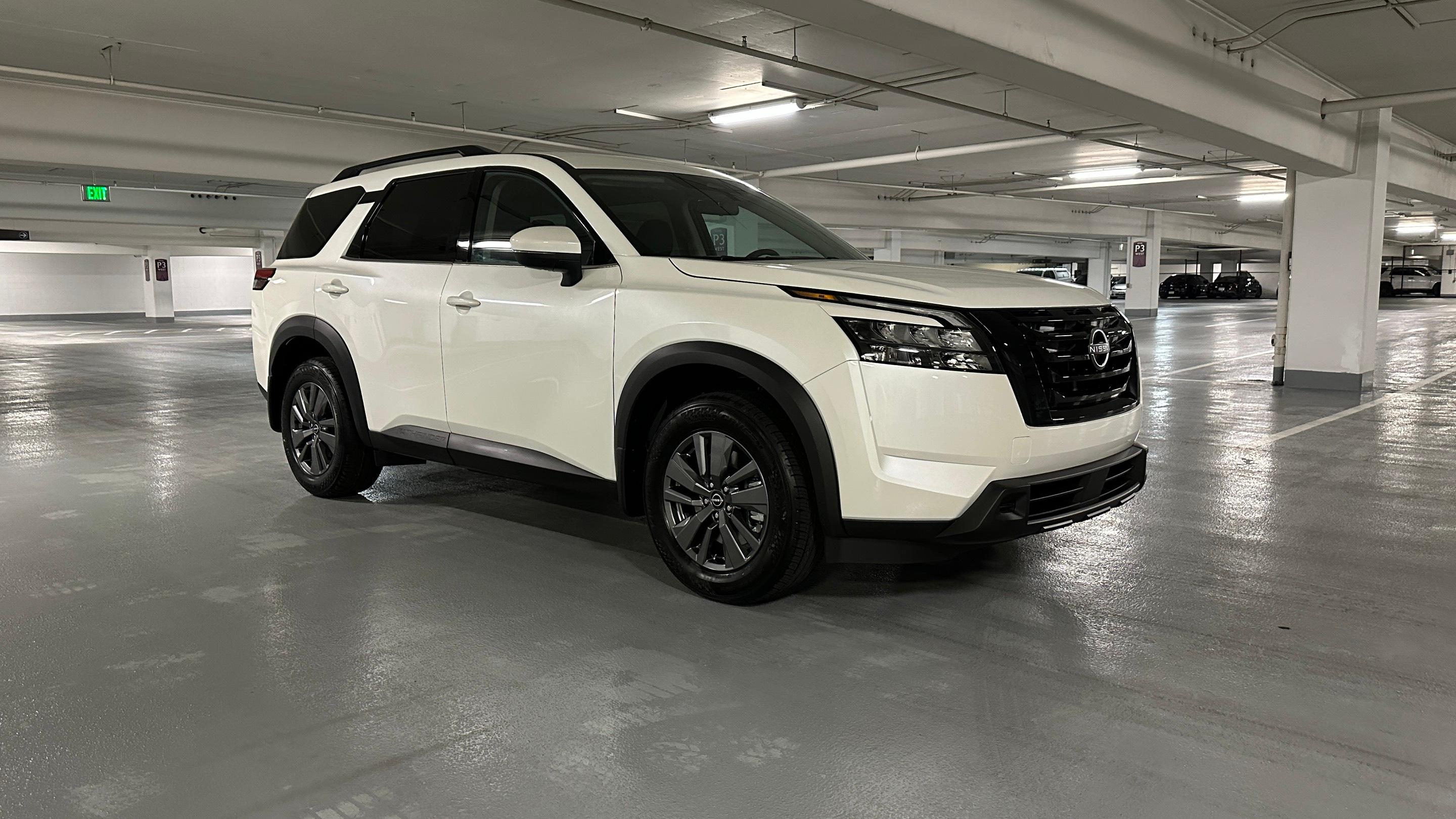 Nissan Pathfinder 2024 in 