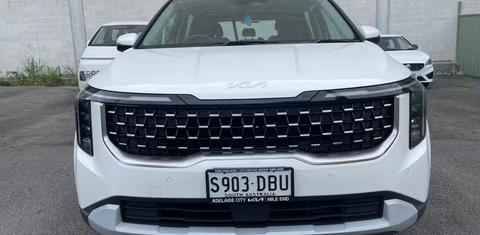 Kia CARNIVAL 2024