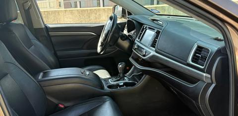 Toyota Highlander 2019