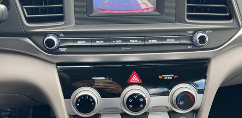 Hyundai Elantra 2019