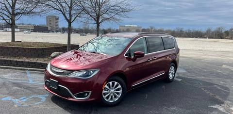 Chrysler Pacifica 2017