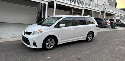 Toyota Sienna 2018