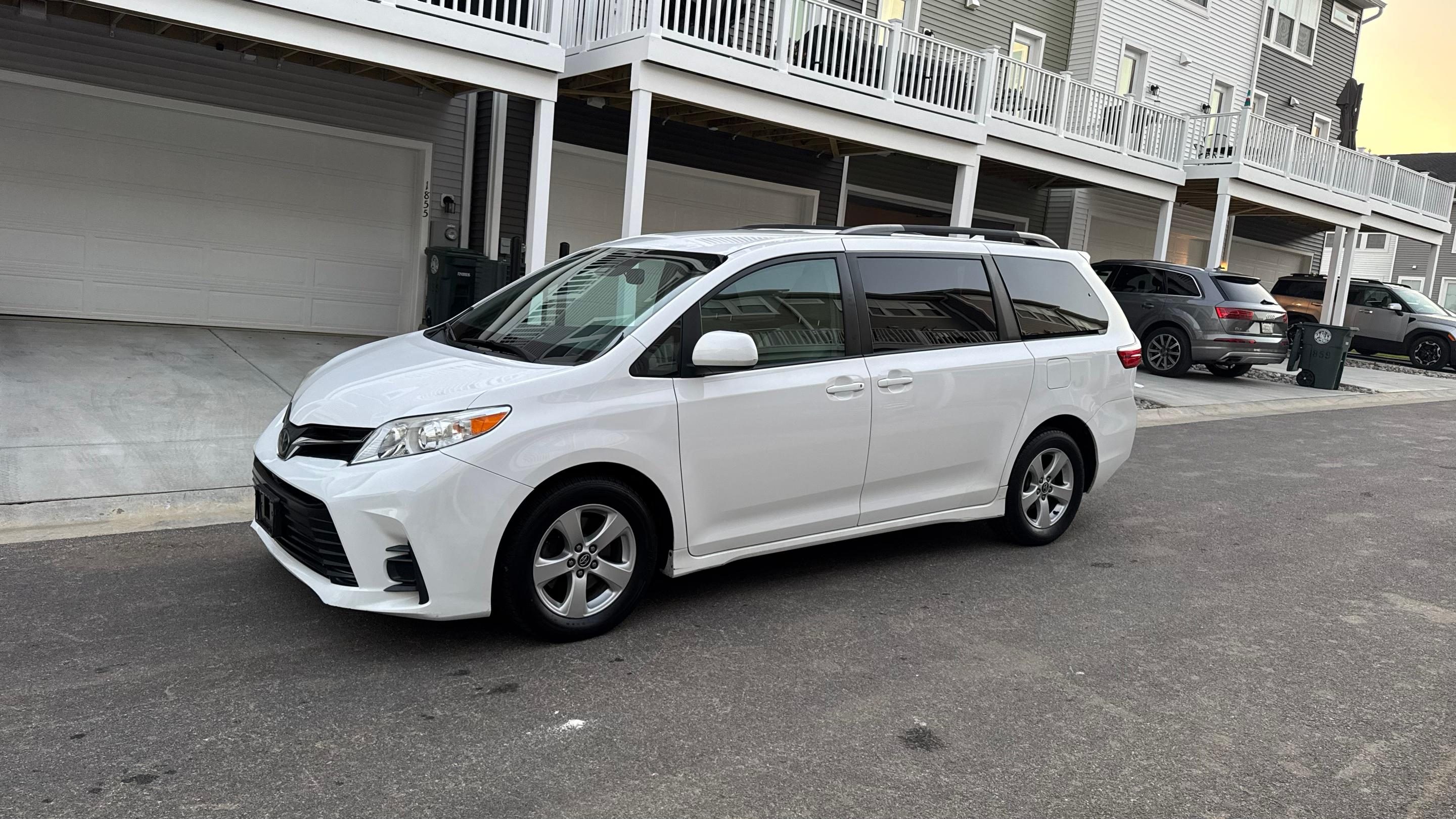Toyota Sienna 2018 in 