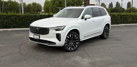 Volvo XC90 Plug-In Hybrid 2025