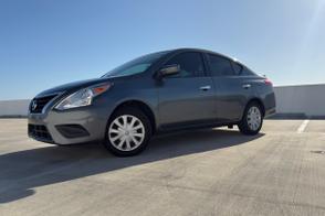 Nissan Versa car