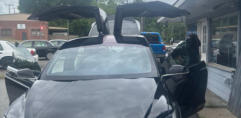 Tesla Model X 2020