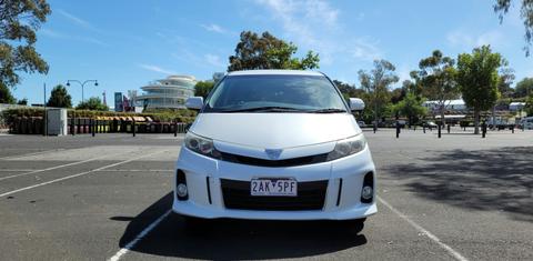 Toyota TARAGO 2013
