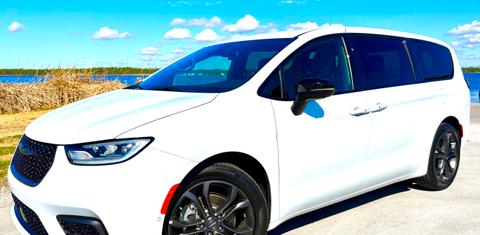 Chrysler Pacifica 2026