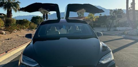 Tesla Model X 2018