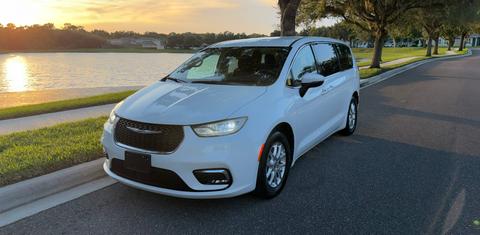 Chrysler Pacifica 2023