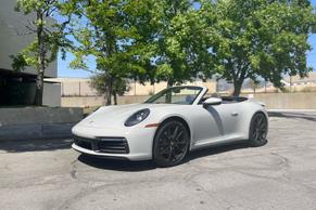 Porsche 911 2022 in Honolulu