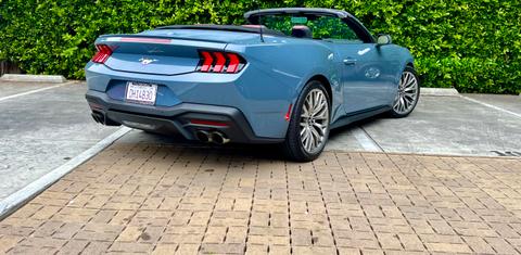 Ford Mustang 2024