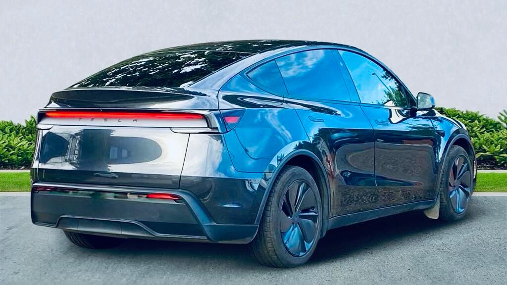 Tesla Model Y 2025 in Warrenpoint