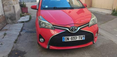 Toyota YARIS 2015