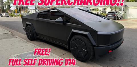 Tesla Cybertruck 2025