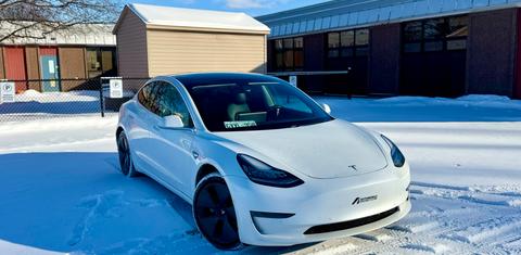 Tesla Model 3 2020