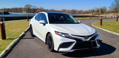 Toyota Camry 2021