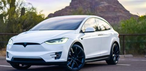 Tesla Model X 2020