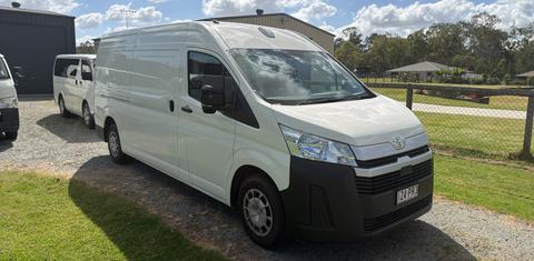 Toyota HIACE 2026