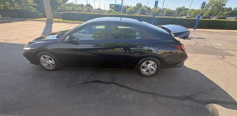 Hyundai Elantra 2024