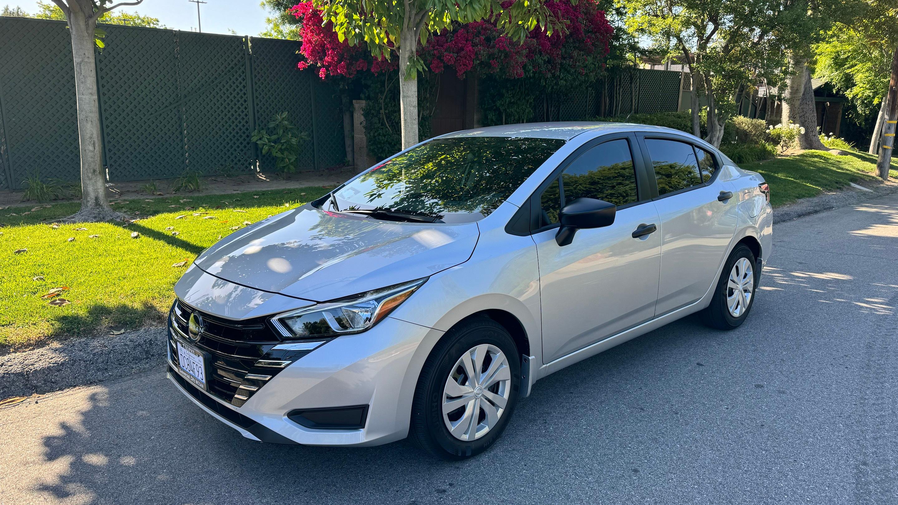 Nissan Versa 2024 in 