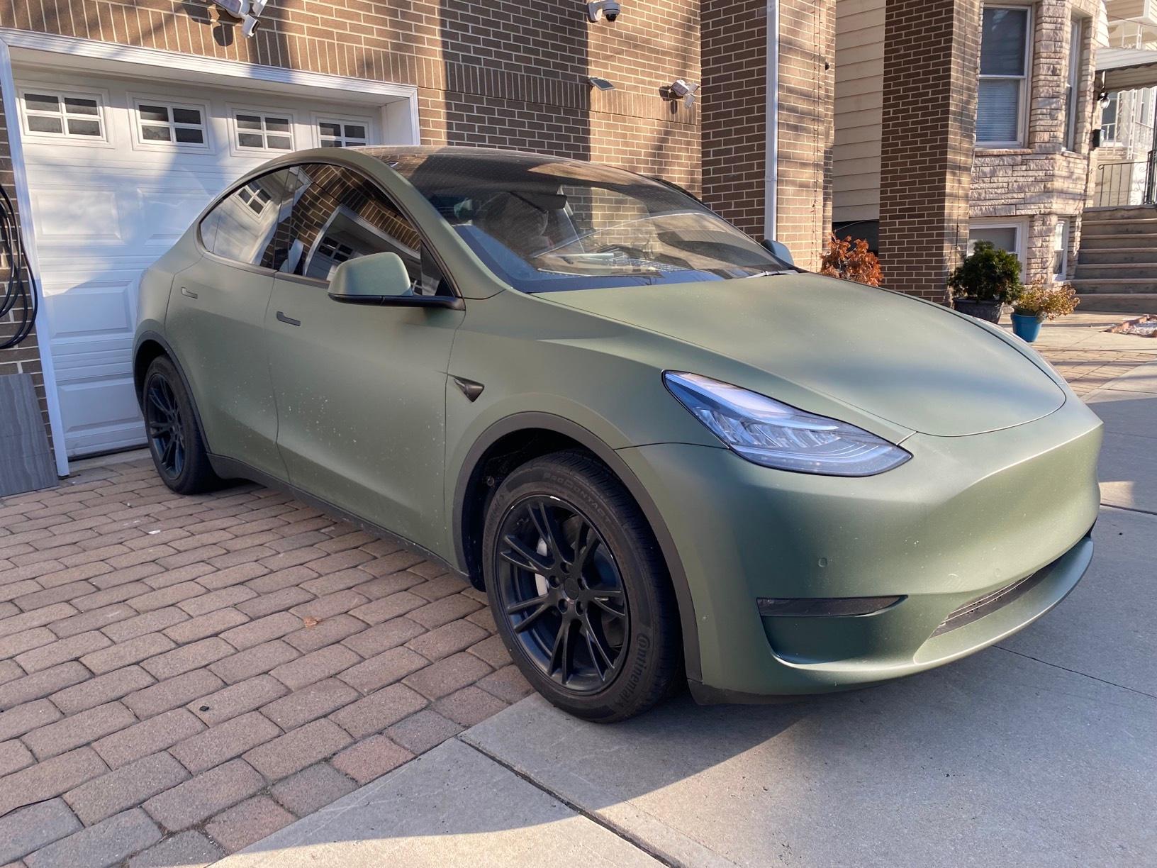 Tesla Model Y 2022 in Jersey City, NJ