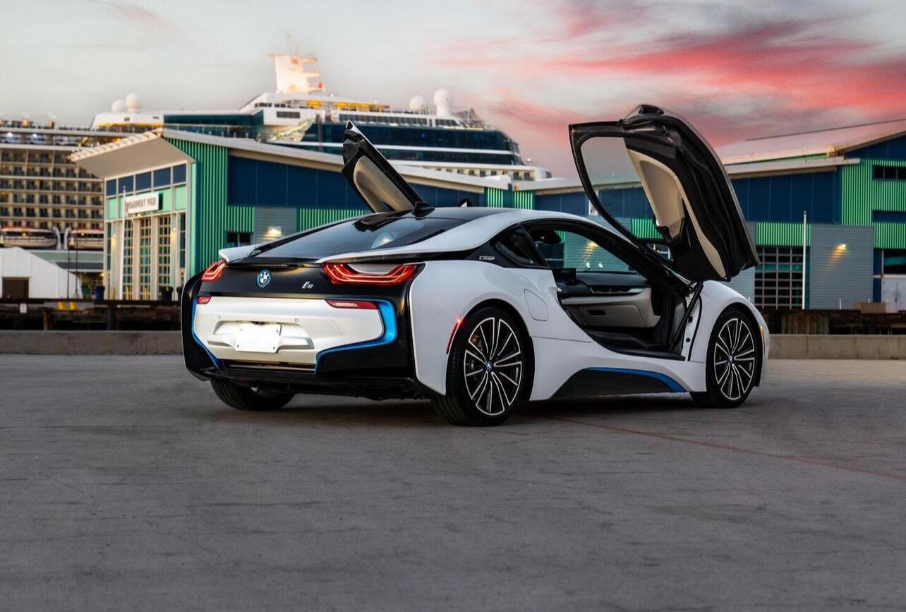 BMW i8 2019 in 