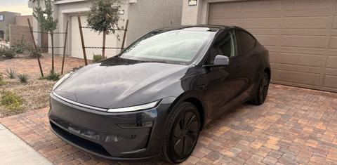 Tesla Model Y 2026