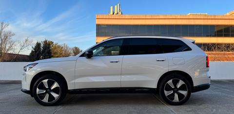 Volvo EX90 2025