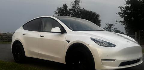 Tesla Model Y 2022