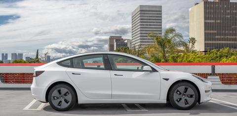 Tesla Model 3 2022